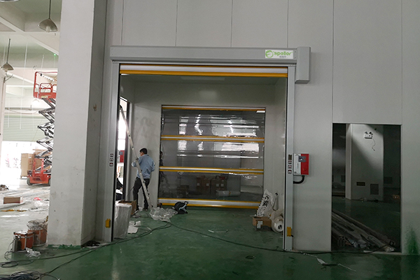 生產(chǎn)車間透明快速卷簾門 生產(chǎn)車間透明快速卷簾門